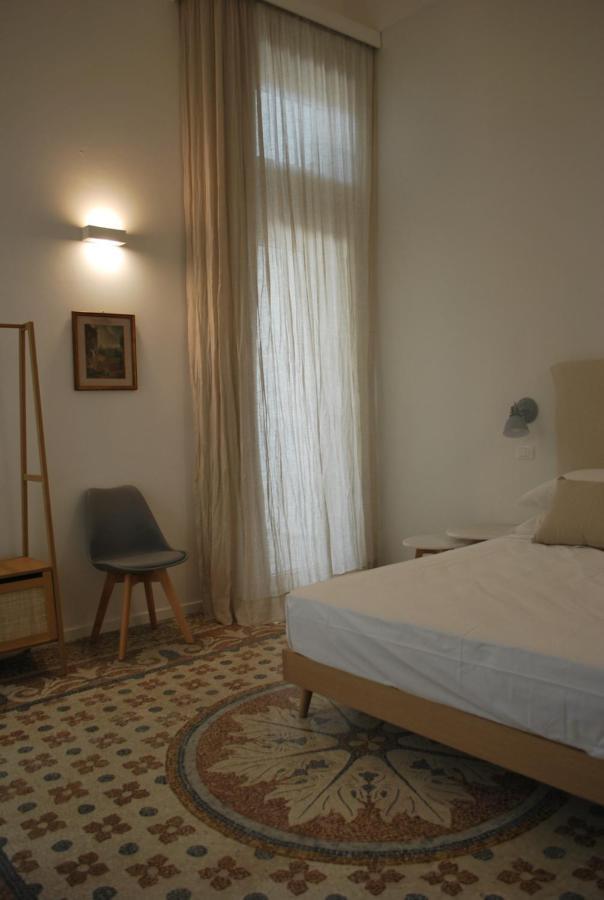 לינה וארוחת בוקר גאליפולי Palazzo Del Cavaliere מראה חיצוני תמונה
